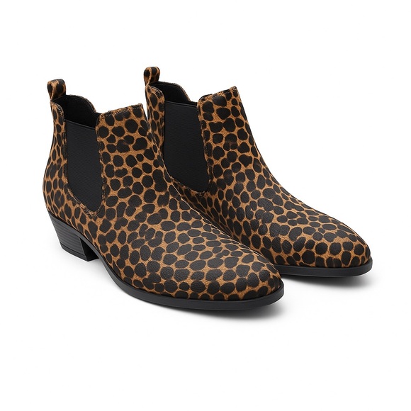 Vince Camuto Leopard Print Ankle Boots NWOT - Picture 1 of 5